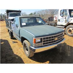 1990 CHEVROLET 2500 CHEYENNE FLATBED, S/N 1GBGC24K2LE195124, 5.7 LITER V8, AUTO (DOES NOT RUN)