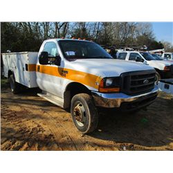 1999 FORD F450 SERVICE TRUCK, S/N 1FDXF46F1XEB37344, GAS ENG, 5 SPD TRANS, TOOL BODY, ODOMETER READI