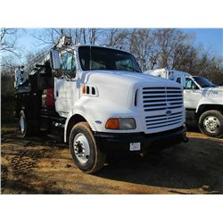 1997 FORD 9000 SERVICE TRUCK, S/N 1FTYY92T3VVA22995, CAT DIESEL, 9 SPD, READING SERVICE BODY, AUTOCR