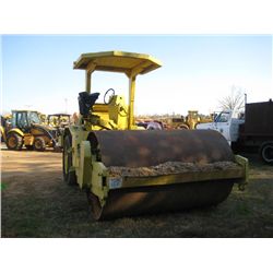 INGERSOLL-RAND SP54 ROLLER, S/N 54SP124, 84" SMOOTH DRUM, CANOPY, METER READING 5,227 HRS