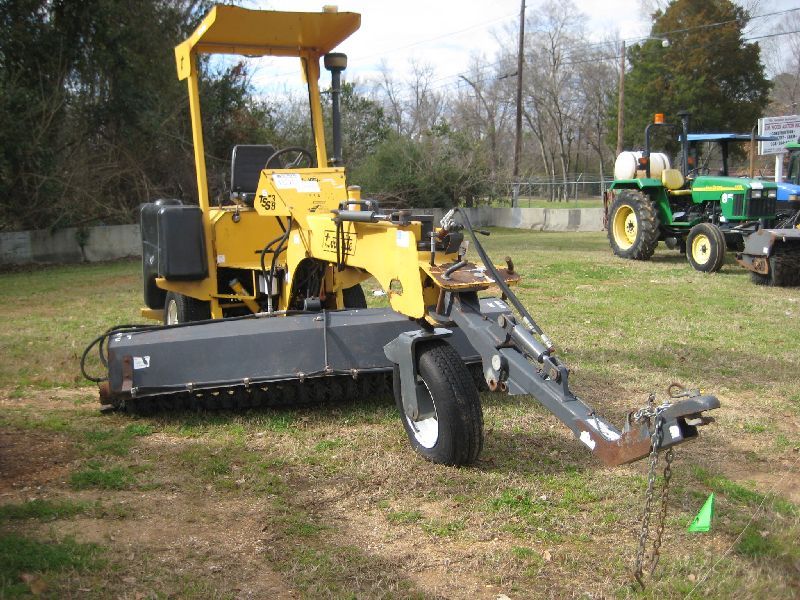 TERRAMITE T5538 BROOM, S/N 231S0435, DIESEL ENG, HYDROSTATIC TRANS, 8