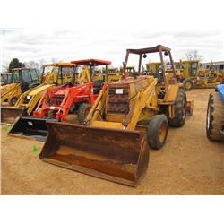 CASE 480E LANDSCAPE TRACTOR, S/N JJG003175, GP BUCKET, 80" BOX BLADE, CANOPY