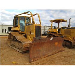CAT D5N LGP CRAWLER TRACTOR, S/N ADK01370, 6 WAY BLADE, RIPPER, ECAB W/AIR, SWEEPS, METER READING 3,
