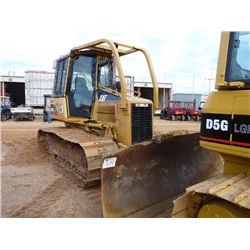 CAT D5G LGP CRAWLER TRACTOR, S/N RKG01120 (04 YR) 6 WAY BLADE, ECAB W/AIR, SWEEPS, REAR & SIDE SCREE