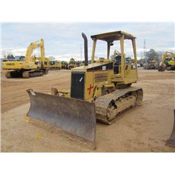 CAT D4C CRAWLER TRACTOR, S/N 6YL02153, 6 WAY BLADE, CANOPY