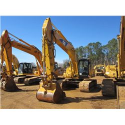 CAT 320CL HYDRAULIC EXCAVATOR, S/N PAB04825 (05 YR) 10' STICK, 48" BUCKET, HYD THUMB, AUX HYD, 32" T