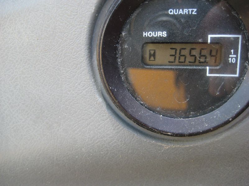 NEW HOLLAND EH160 HYDRAULIC EXCAVATOR, S/N N6DA16247, LONG STICK, ROCKLAND THUMB, ECAB W/AIR