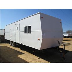 MONACO HOLIDAY RAMBLER TRAVEL TRAILER, S/NM 060110533240007164920, MASTER BEDROOM, BUNKS, KITCHEN