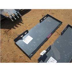 UNUSED VERSATECH QUICK TACH MOUNT PLATE 4000, FITS SKID STEER