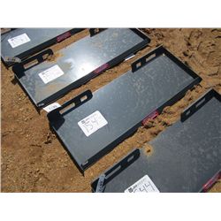 UNUSED VERSATECH QUICK TACH MOUNT PLATE 4000, FITS SKID STEER