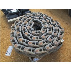 (1) LOT CAT 325 TRACK CHAIN