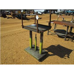 (1) 20" X 30" STEEL HYDRAULIC WORK BENCH