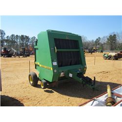 JOHN DEERE 566 ROUND HAY BALER