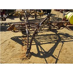 NEW HOLLAND 256 HAY FLUFFER