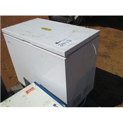 HAIER CHEST FREEZER 7 CU. FT, S/N 0908001204