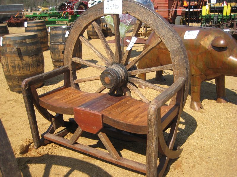 Wagon Wheel Bench Seat