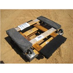 1 LOT (4) MOVER DOLLY