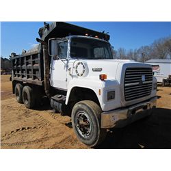 1990 FORD 8000 T/A DUMP,S/N 1FDYU8ZA5LVA07573, FORD DIESEL ENG, 8LL TRANS,14' STEEL DUMP BODY, 16 YD