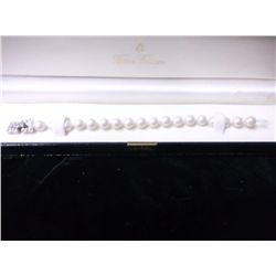 Brooks Brothers Pearl Bracelet