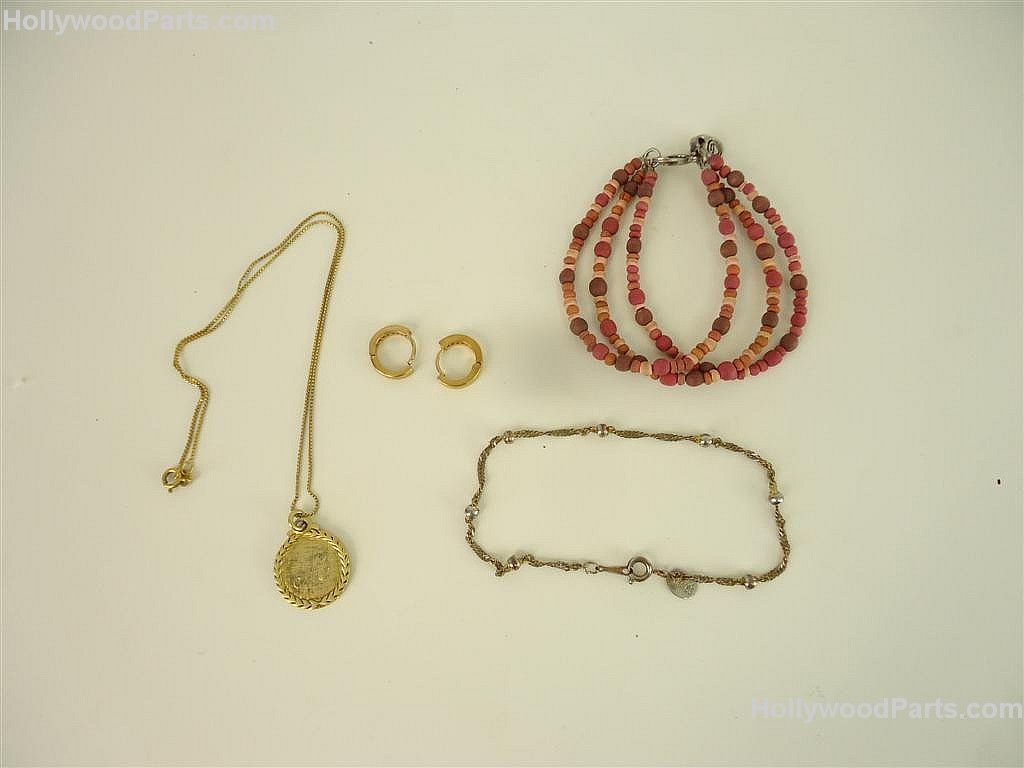 Last House on the Left Mari (Sara Paxton) Jewelry With Pendant "Always