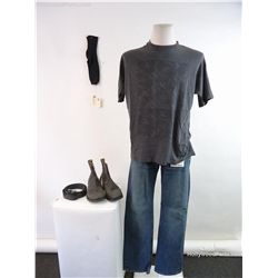 Uptown Girls Neal (Jesse Spenser) T-Shirt and Blue Jeans Costume
