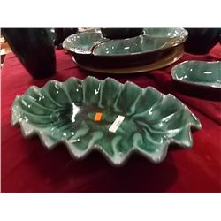 BLUE MOUNTAIN RUFFLED SERVING DISH