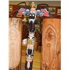 Image 1 : INTRICATELY CARVED HAND MADE TOTEM POLE