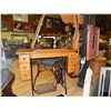 Image 1 : SINGER OAK TREADLE SEWING MACHINE