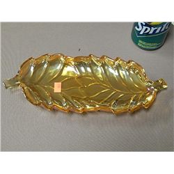 CARVIVAL GLASS SERVING DISH