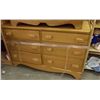 Image 1 : VILAS MAPLE DRESSER - 6 DRAWER