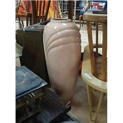 LARGE RETRO VASE - PEACH COLOR