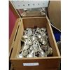Image 1 : WOOD BOX "GIBSON'S FINEST " - COLLECTION OF SPOONS INSIDE