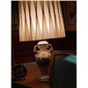 Image 2 : VINTAGE TABLE LAMP