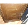 Image 2 : ANTIQUE ICE BLOCK REFRIGERATOR