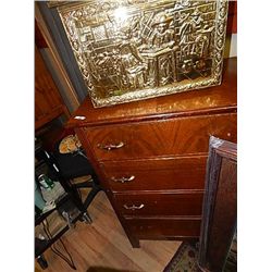 VINTAGE DRESSER - 4 DRAWER - ONLY 3 DRAWER PULLS