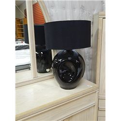 DESIGNOR TABLE LAMP - BLACK - NEW