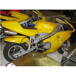 YELLOW POCKET BIKE MINI BIKE (NO VISOR)