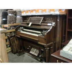 ANTIQUE MAHOGANY CASED PUMP ORGAN