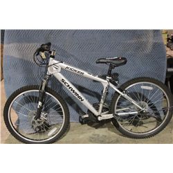 GREY SCHWINN 21 SPD FRONT SUSPENSION MOUNTAIN BIKE