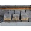 Image 2 : PALLET OF LIMESTONE GARDEN PAVERS - 900 PIECES