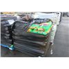 Image 2 : PALLET OF ASSORTED GARDEN AND POTTING SOIL