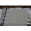 Image 2 : PALLET OF LIMESTONE 1FT X 1FT FLOOR TILES