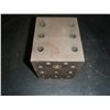 Image 2 : 7" x 6" x 7" Block / Fixture