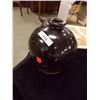 Image 2 : LARGE LOT OF VINTAGE AND OTHER POTTERY & TEA POT