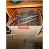Image 1 : BOX OF VINTAGE TRAIN TRACKS