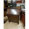 Image 1 : MAHOGANY DROP FRONT DESK