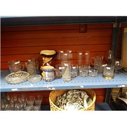 SHELF ASSORTED GLASWARE & TOBI MUGS