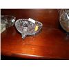 Image 2 : PINWHEEL CRYSTAL TRIANGLE DISH WITH 3 FEET