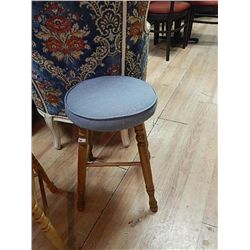 STOOL - SMALL