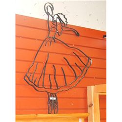 WROUGHT IRON WALL HANGING - BALLLERENA